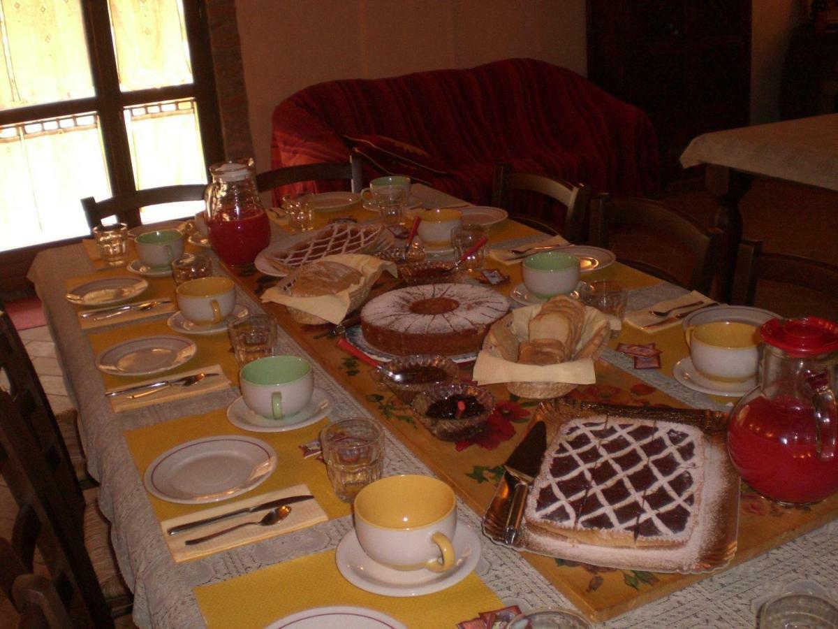 Agriturismo Santa Barbara 圣米尼亚托 外观 照片